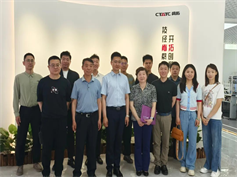 牛予其到津南區(qū)民營(yíng)企業(yè)調(diào)研